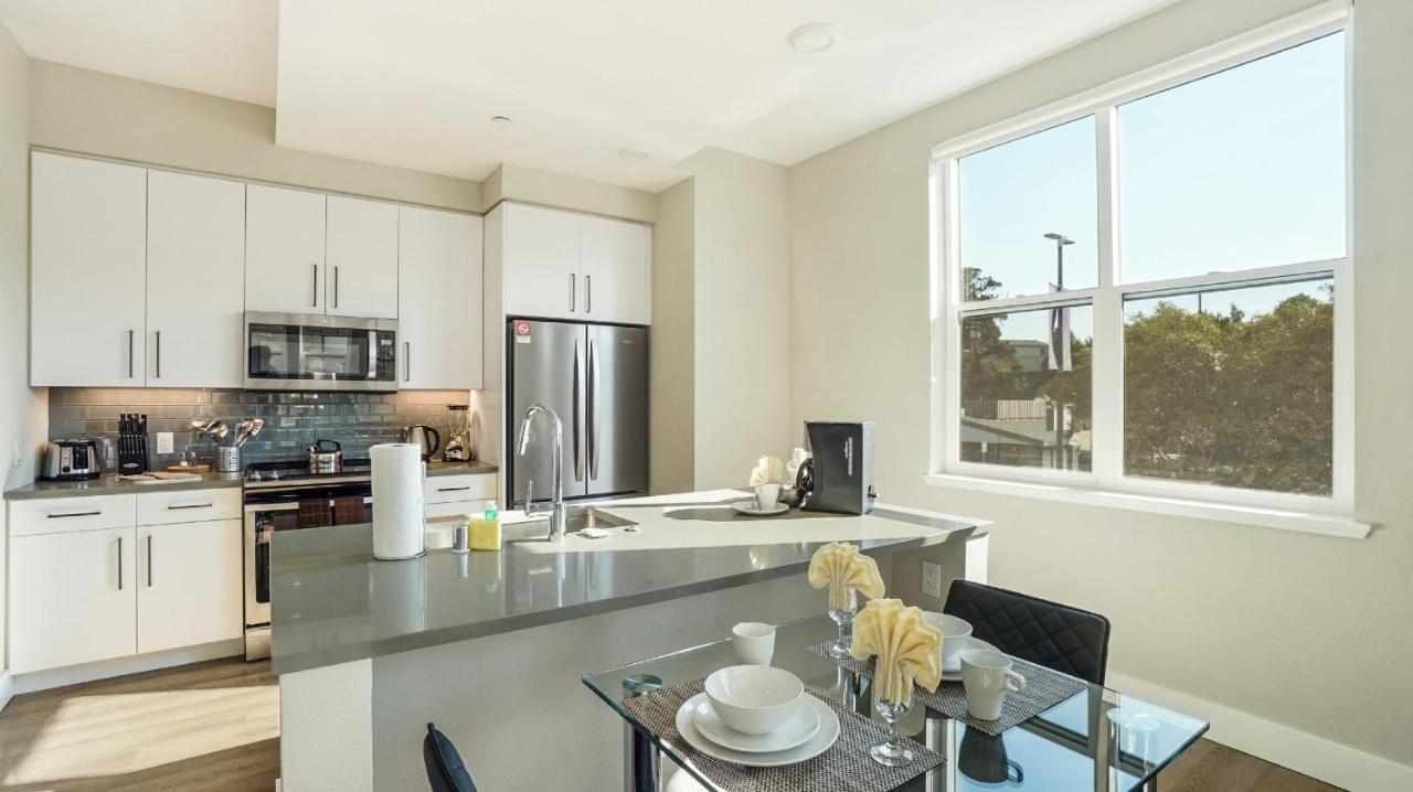 Global Luxury Suites In The Heart Of San Carlos Værelse billede