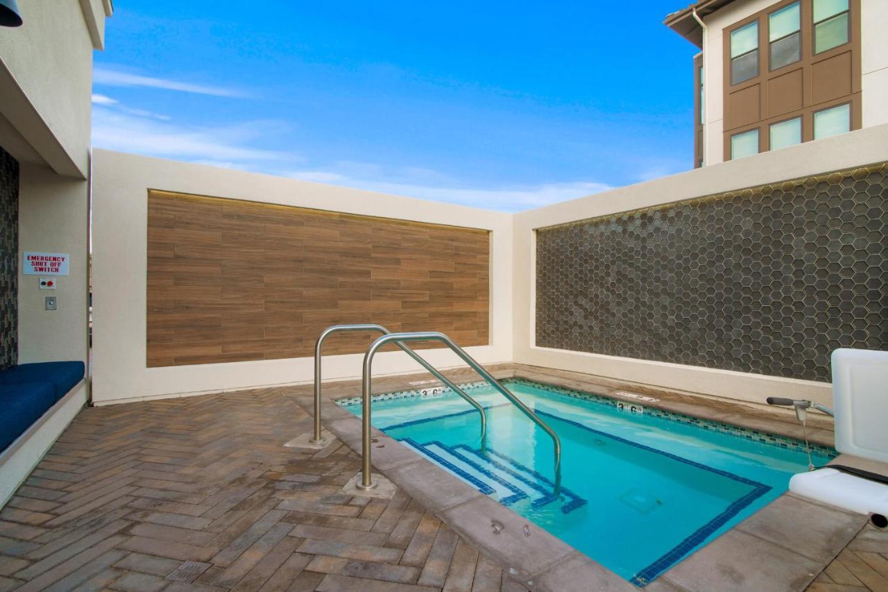 Global Luxury Suites In The Heart Of San Carlos Eksteriør billede