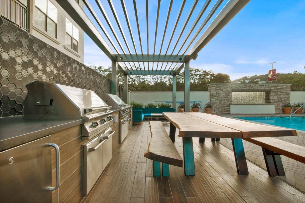 Global Luxury Suites In The Heart Of San Carlos Eksteriør billede